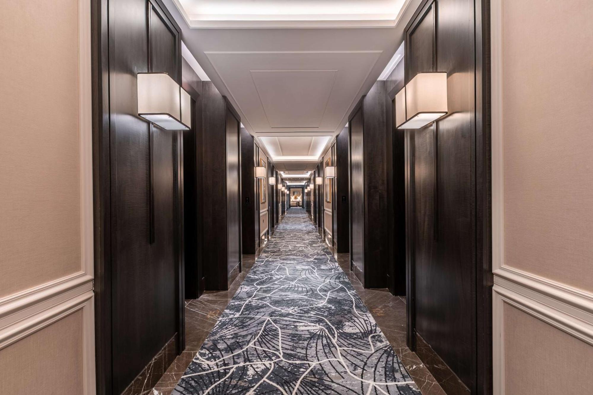 Mansard Riyadh, A Radisson Collection Hotel Exteriör bild A corridor