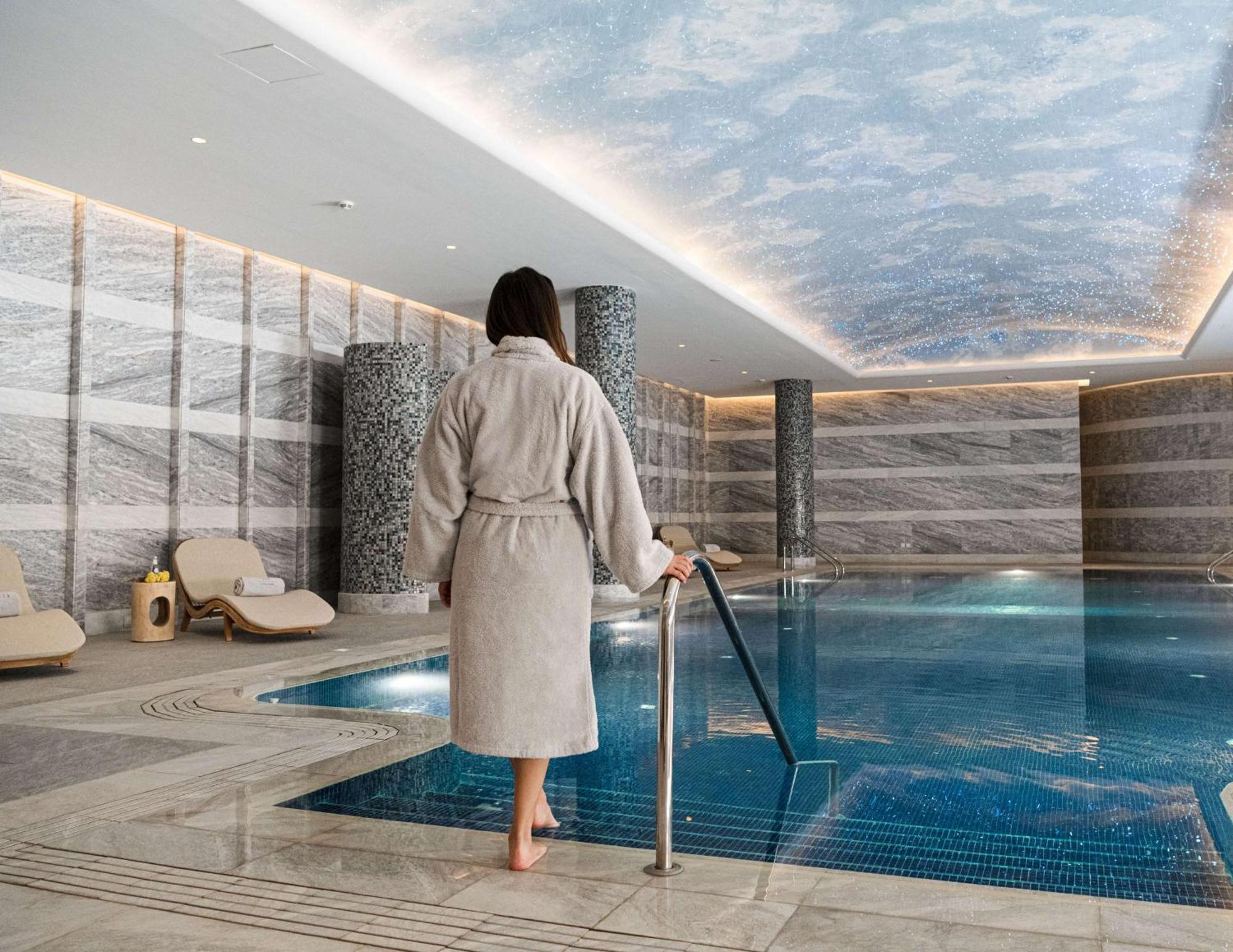 Mansard Riyadh, A Radisson Collection Hotel Exteriör bild The Spa at The Dorchester